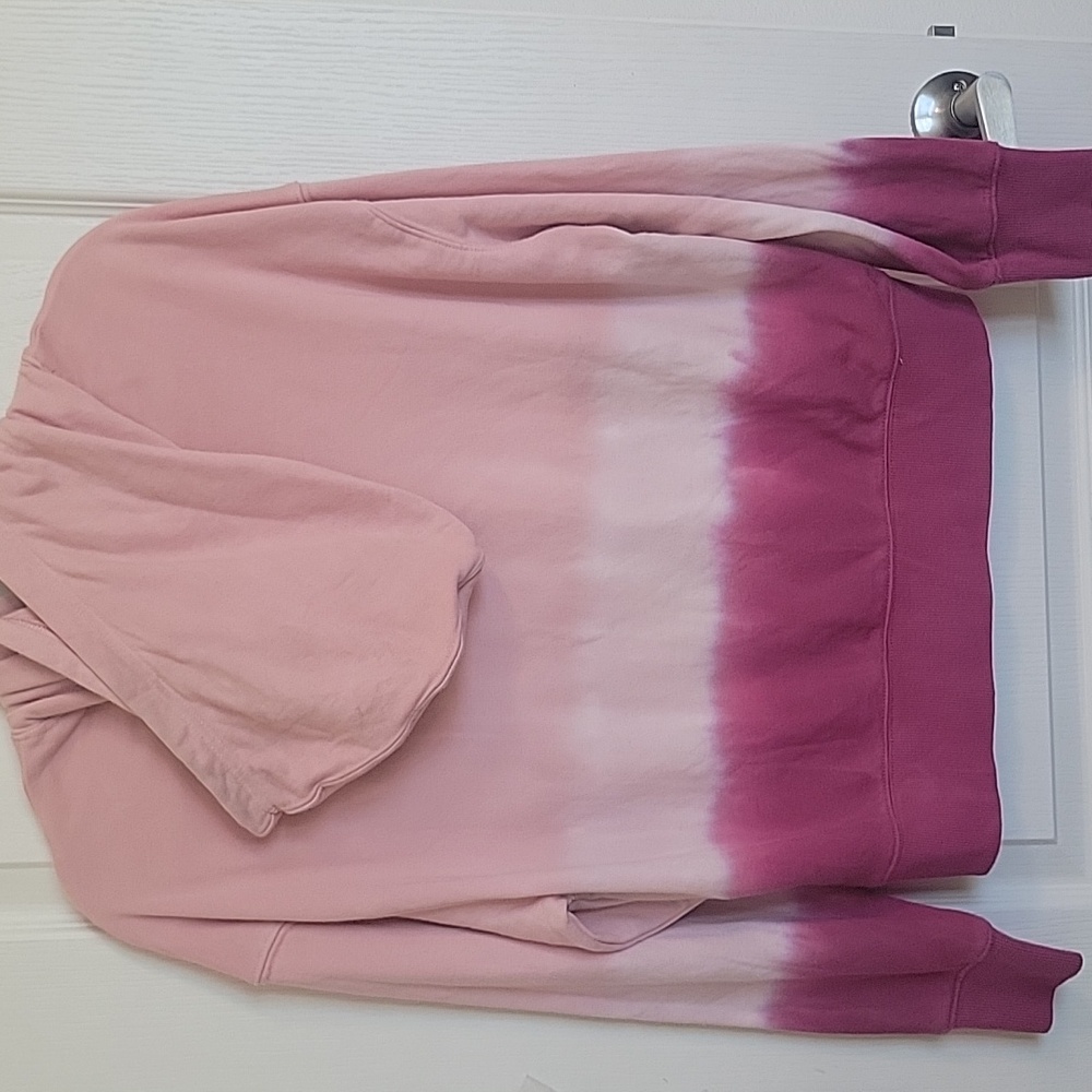 NWT WILDFOX $126 Tie Dye Hoodie Pink Purple Kangaroo Pocket - Picture 6 of 9